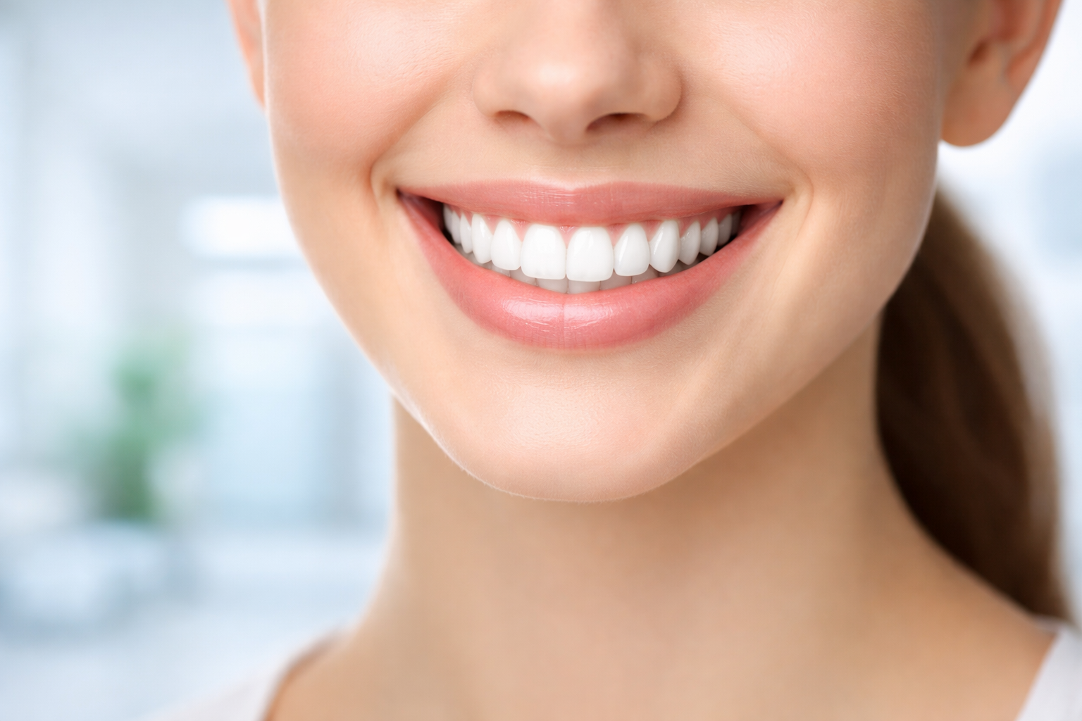 Facettes dentaires : la solution esthétique pour un sourire parfait